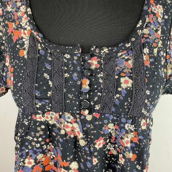 Rip Curl XS Floral Patterned Partial Button Front Popover Blouse - Picture 4 of 12